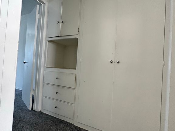 4th image of 3754 Vinton Ave #6