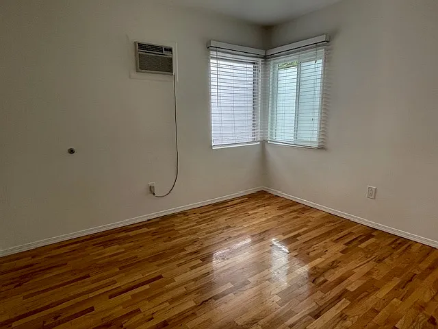13553 Moorpark St #1 — Photo 9