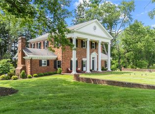 3241 Wexford Rd, Gibsonia, PA 15044