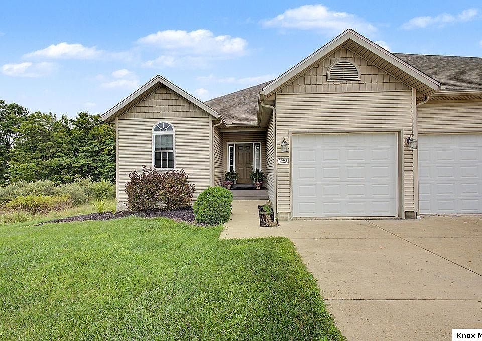 1st image of 522 Hickory Ln #A