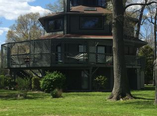 9015 Millers Island Blvd, Sparrows Point, MD 21219