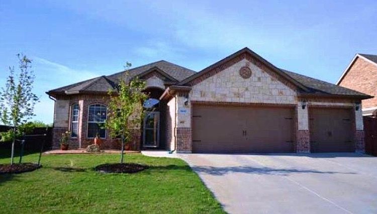 1st image of 1442 Park Crest Dr