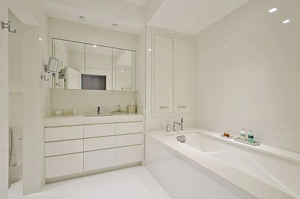 Sold by Compass | media 5