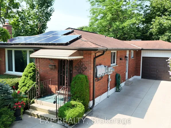 82 Lacey Cres, London, ON N6E 2E7
