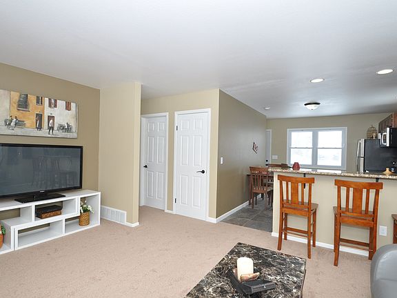 5th image of 2230 Patricia Ln