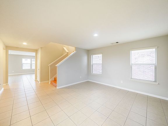 4th image of 22523 Lavender Knoll Ln