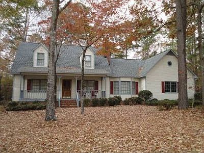 2nd image of 2202 Oakview Dr