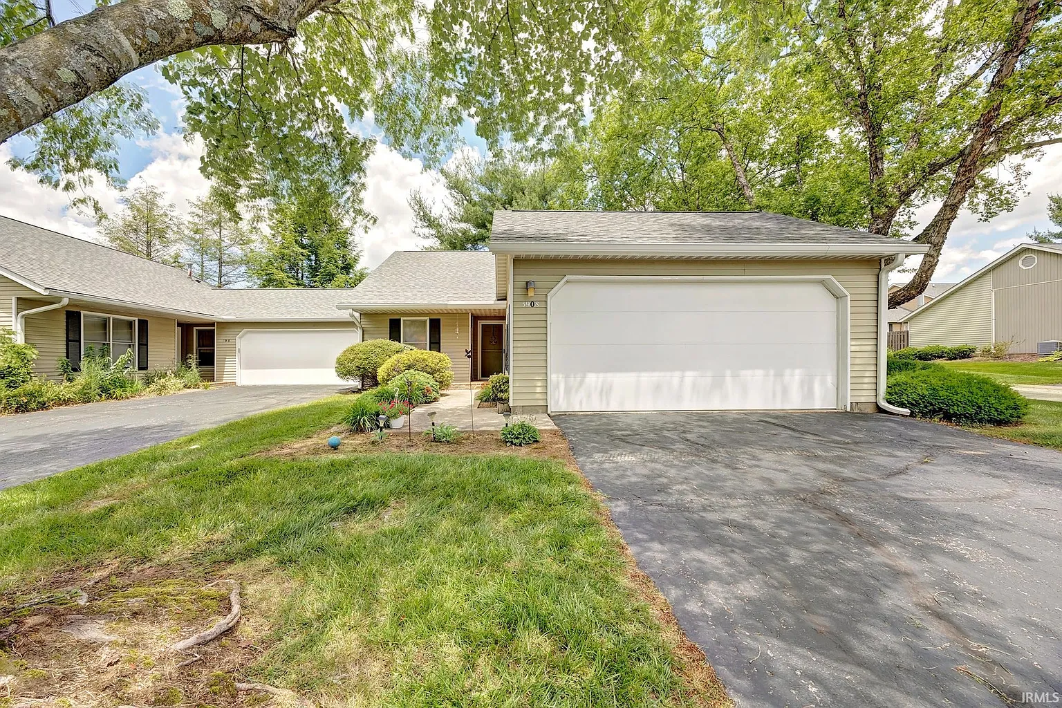 3908 S Laurel Ct photo 1
