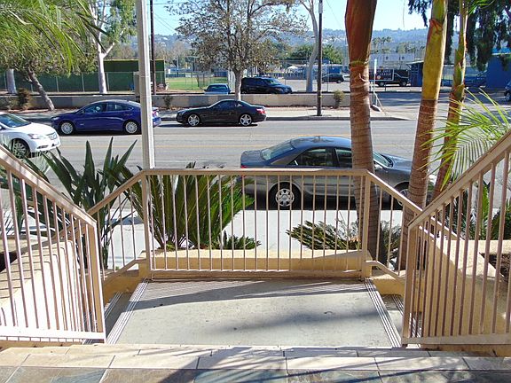 4th image of 14227 Magnolia Blvd APT 206