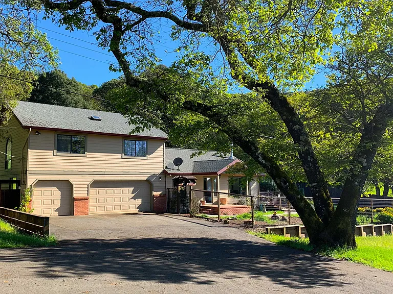 6564 Sonoma Mountain Rd — Photo 13