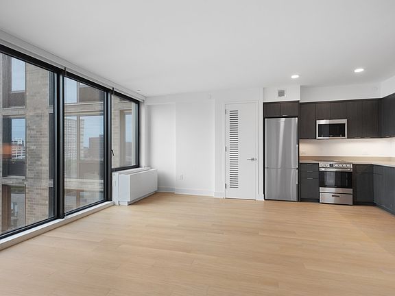 5th image of 662 Pacific St #14T