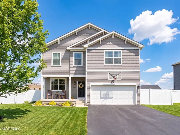 22 Dylan Boulevard, Barnegat, NJ 08005