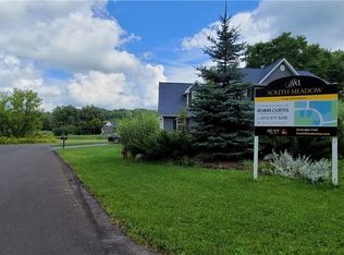 31 S Meadow Dr, Cazenovia, NY 13035
