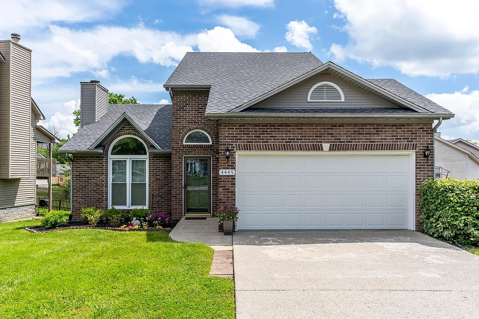 4449 Hartland Pkwy photo 1