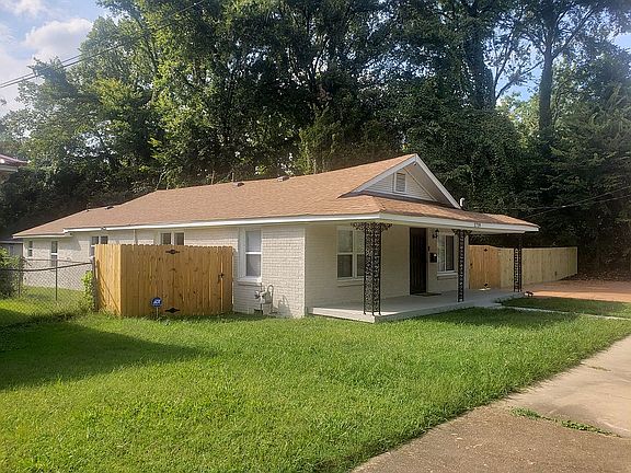 2nd image of 1719 Oakwood St