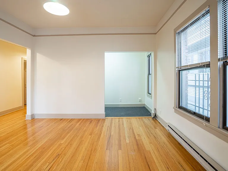 The Duke Apartments — Photo 3