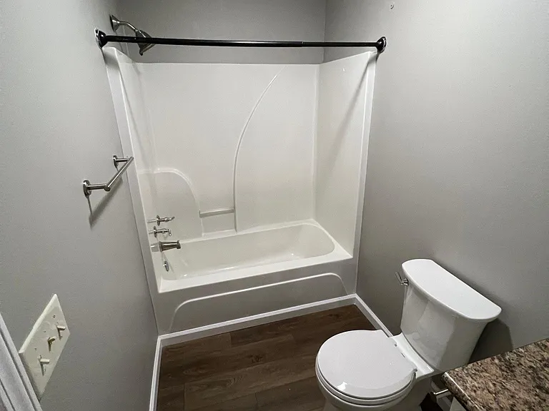 317 Stonegate Dr — Photo 7