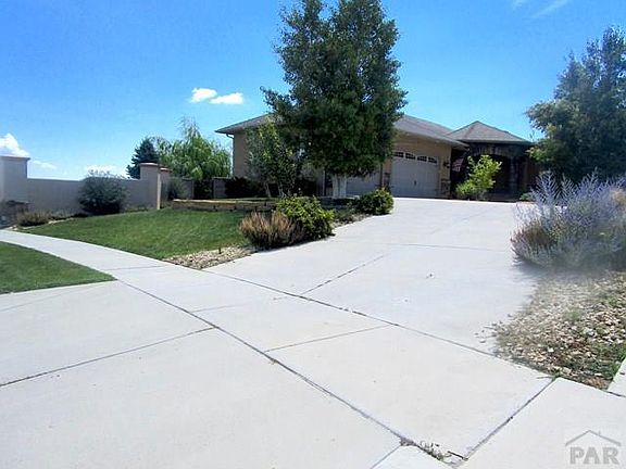 3rd image of 5512 Venezia Way