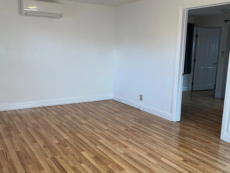 1743 C St — Photo 5