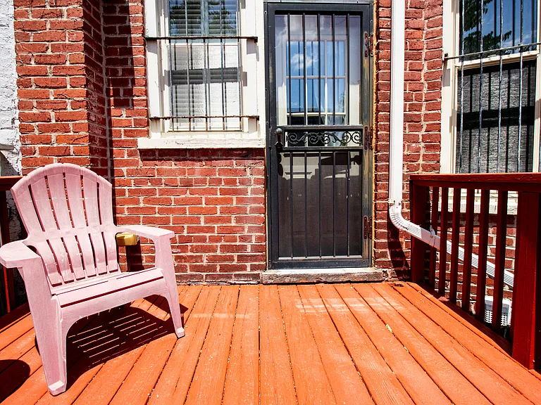 148 Adams St NW — Photo 40