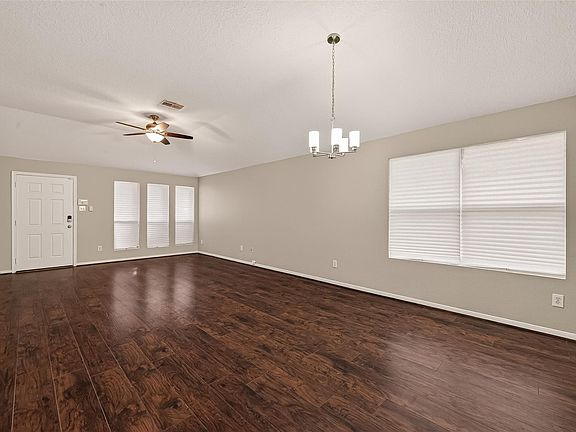 4th image of 5614 Calm Ct