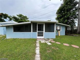 4465 Birmingham St, Fort Myers, FL