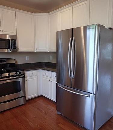 4th image of 21362 Sawyer Sq