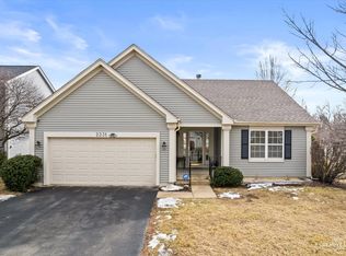 2331 Handley Ln, Aurora, IL 60502
