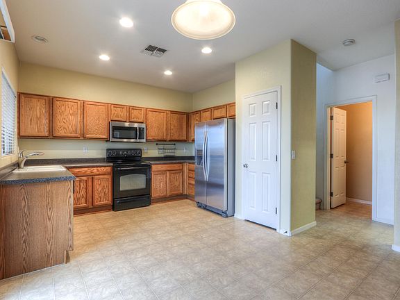 4th image of 21412 N Sunset Dr
