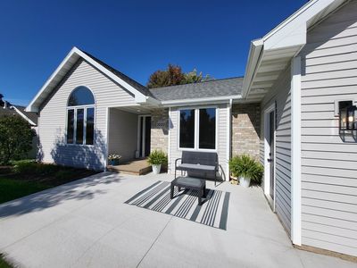 2000 Dreamfield Ln, Menasha, WI, 54952