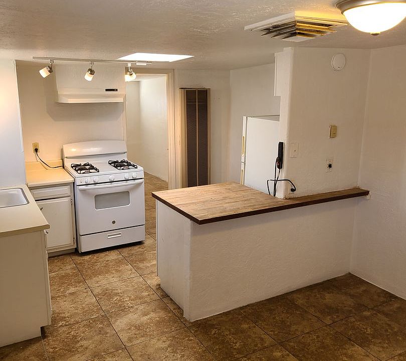 1st image of 245 Hermosa Dr NE #4