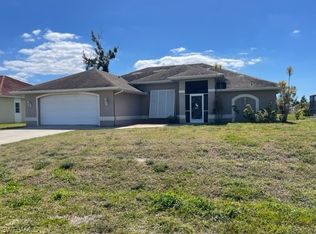 406 SE 15th Ter, Cape Coral, FL 33990