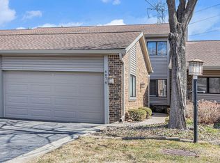 6876 Northcrest Way E, Clarkston, MI 48346