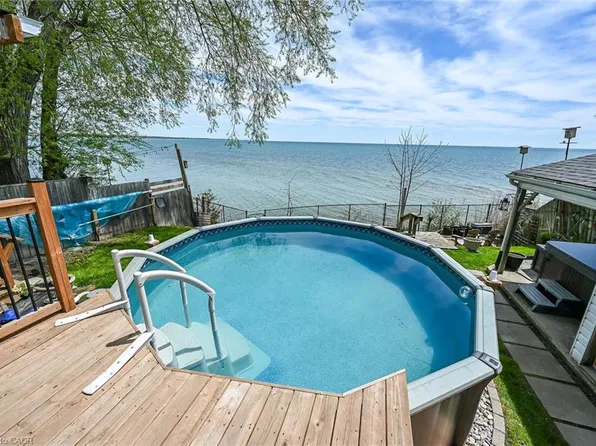 16 Wilcox Dr, Haldimand County, ON N0A 1L0