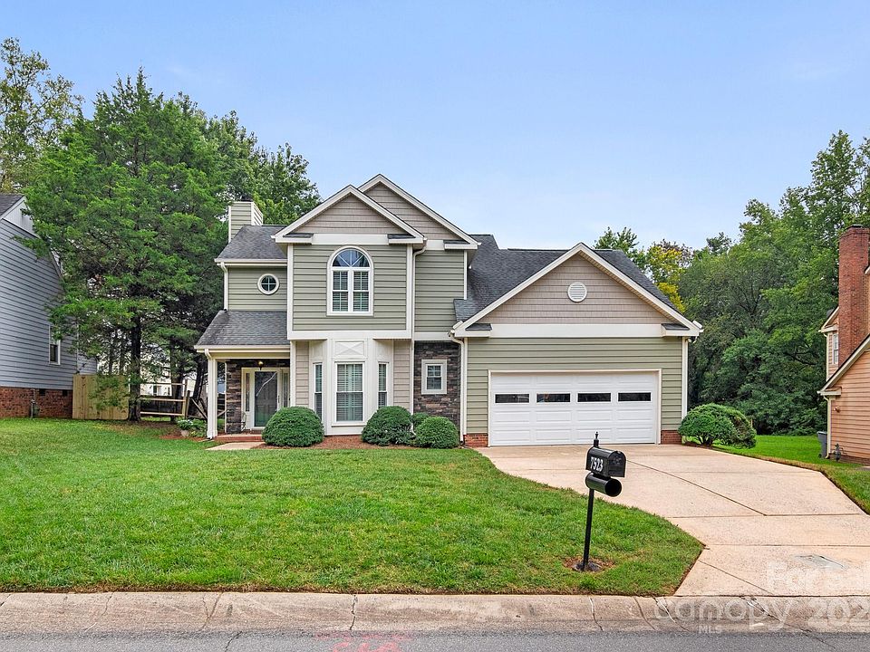 2nd image of 7523 Blythwood Ln