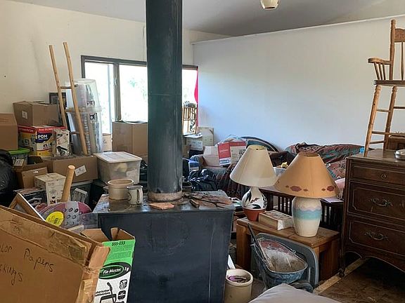 3rd image of 151 Shamrock Ave