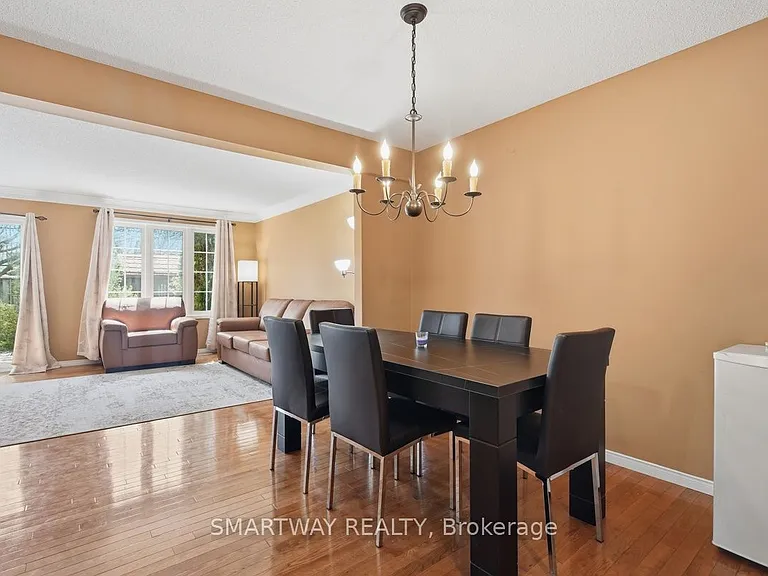 646 Ridgeview Dr — Photo 15