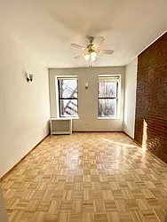 Rented by Warren T Real Estate Corp.