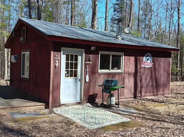 W5065 Bear Paw Rd, Amberg, WI 54102