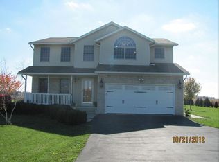 16233 King Rd, Bowling Green, OH 43402