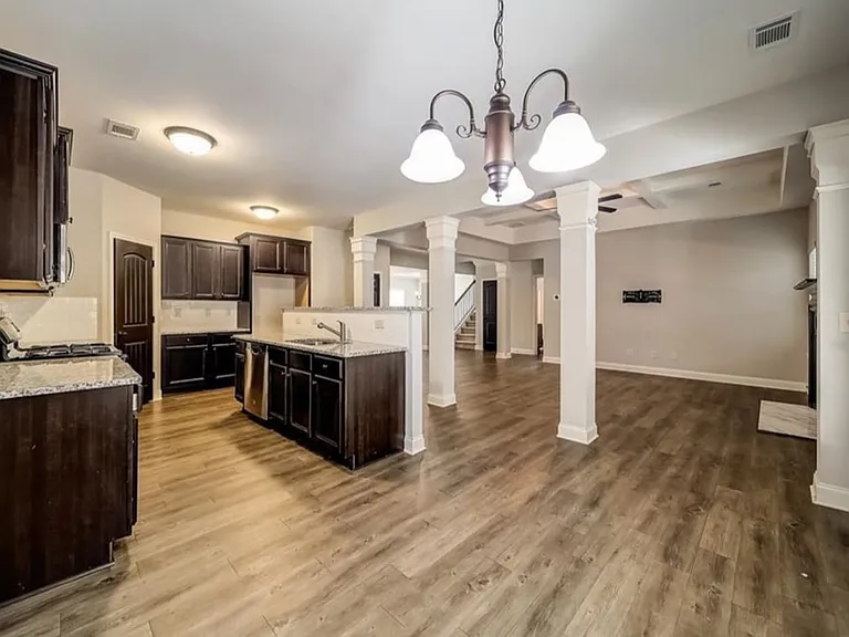 1560 Campbell Ridge Way — Photo 7