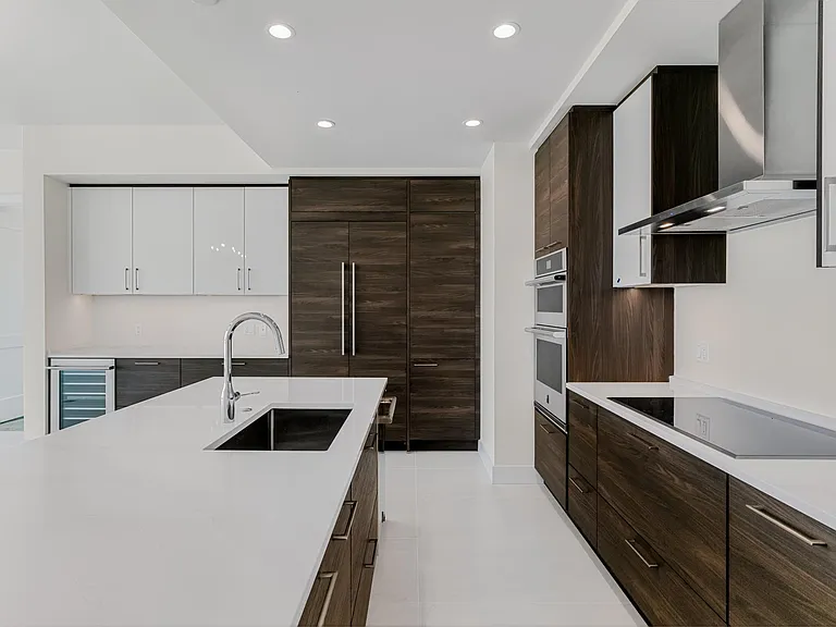 301 1st St S #3205 — Photo 8