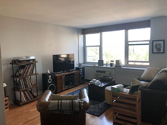 2nd image of 4250 N Marine Dr APT 734