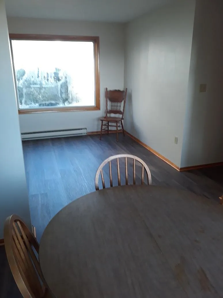 2 bed, 900 sqft, $1,400 — Photo 1