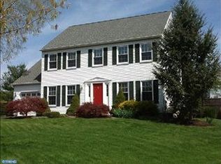 102 Barberry Ct, Chalfont, PA 18914