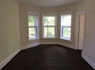 1906 W Waveland Ave APT 2F, Chicago, IL 60613