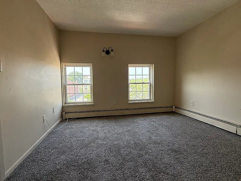 642 Main St #2 — Photo 16