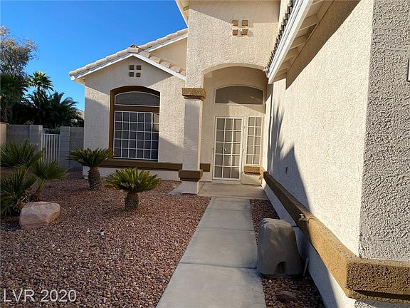 4th image of 5025 Hobog Ct