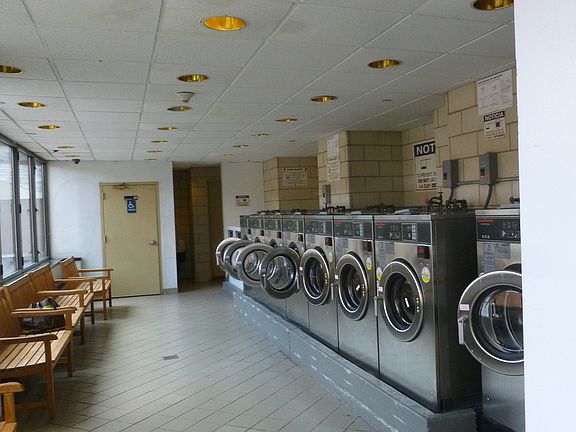 3rd image of 415 E 37th St APT 12D