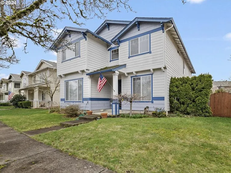 17221 SE 23rd Dr — Photo 2